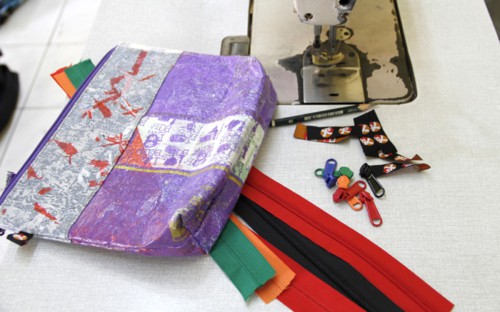 bag-on-sewing-machine bag-on-sewing-machine